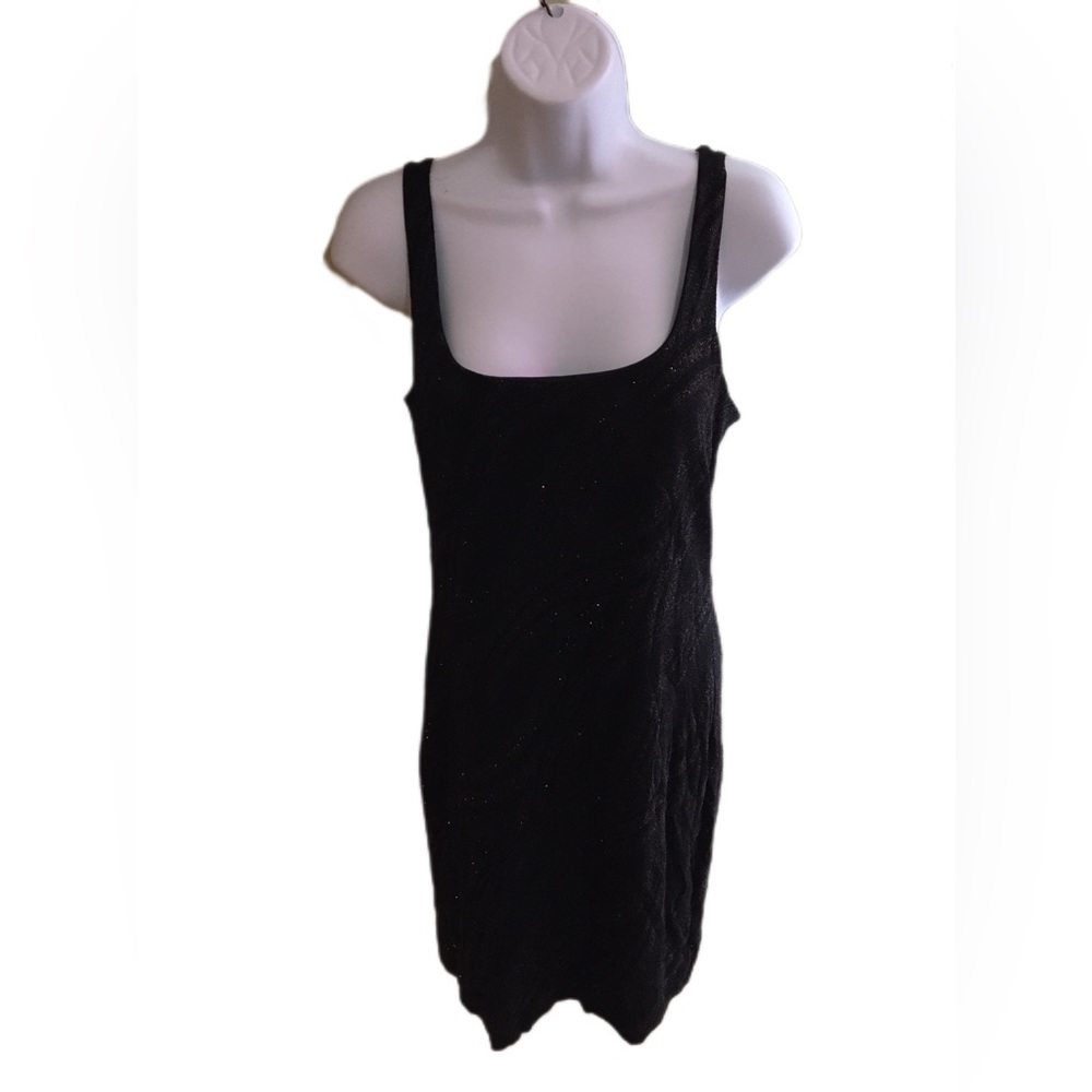 Black Sleeveless Dress
